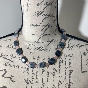 Rose Quartz & Gray Lace Stone Statement Necklace EUC